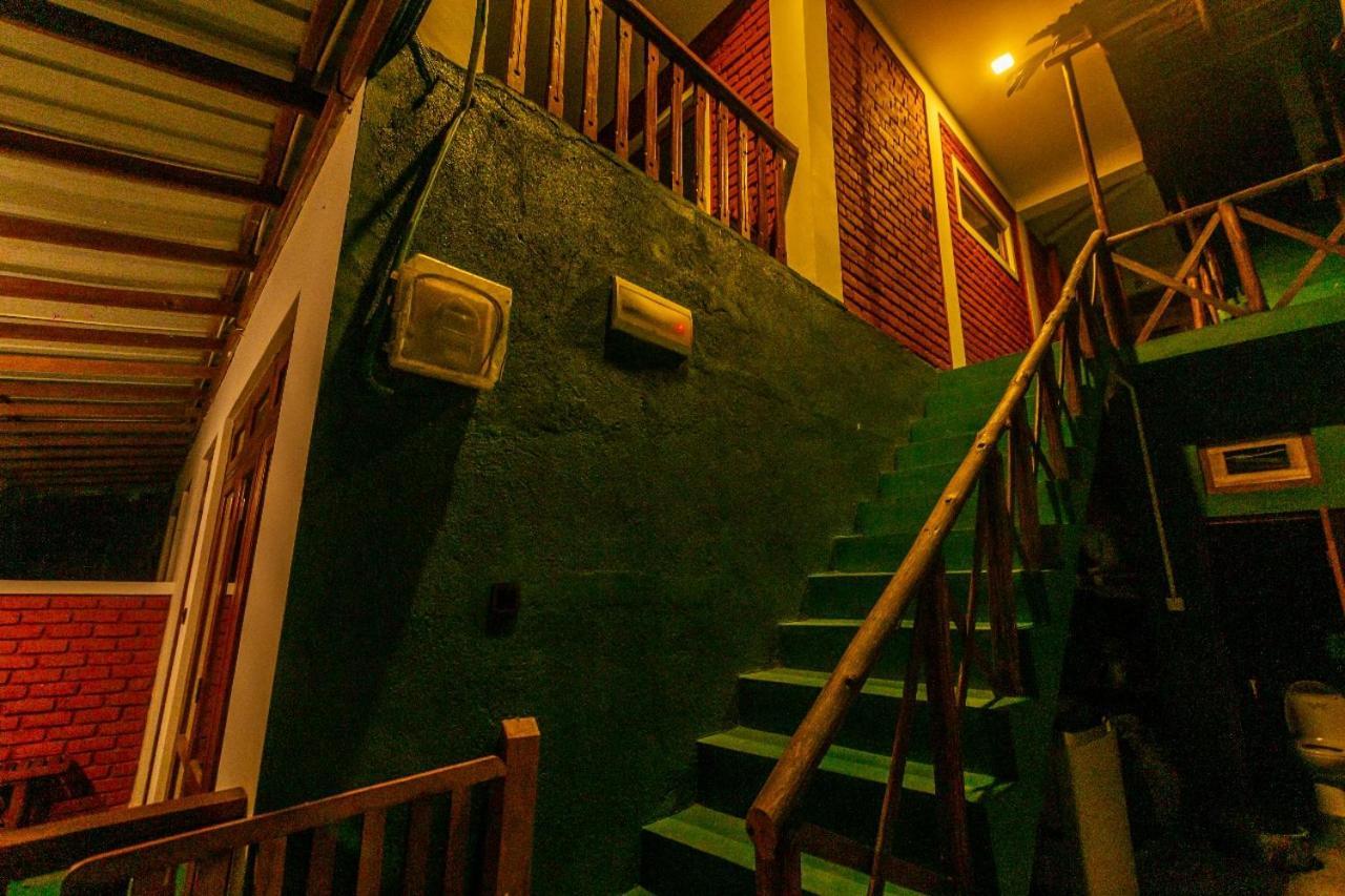 Green Vista Ella Extérieur photo